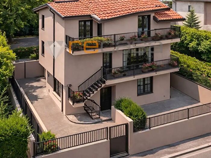 Casa trilocale in vendita in Via Curtatone, Bellizzi