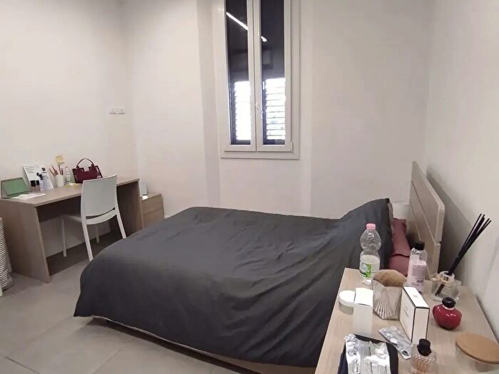 Appartamento trilocale in affitto in Via Giuseppe Massarenti, Bologna