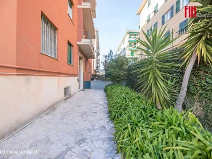 Appartamento bilocale in vendita in Genova