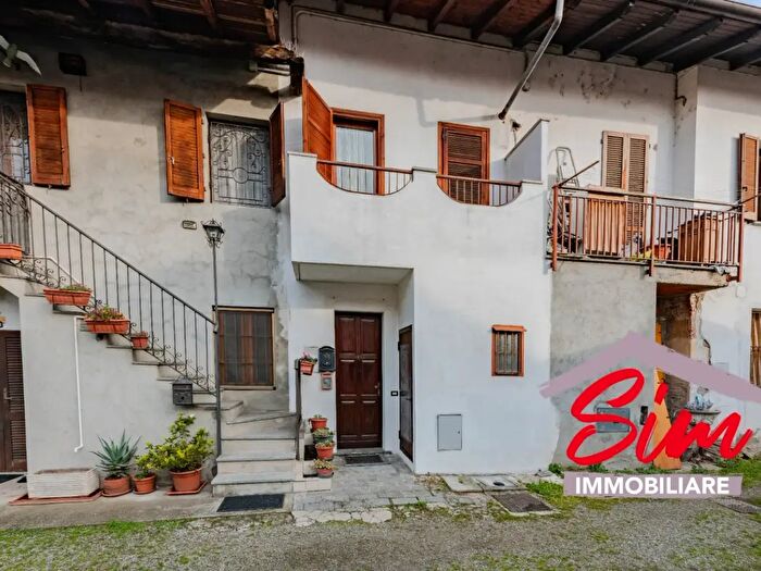 Casa bilocale in vendita in Str del Sabbione Sn, Novara