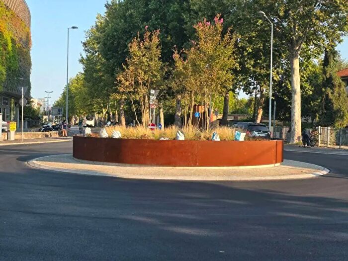 Appartamento con 8 locali in vendita in Via Flaminia, Rimini