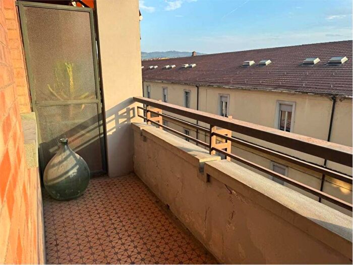 Appartamento quadrilocale in affitto in Via Santa Chiara, Cittadella, Torino