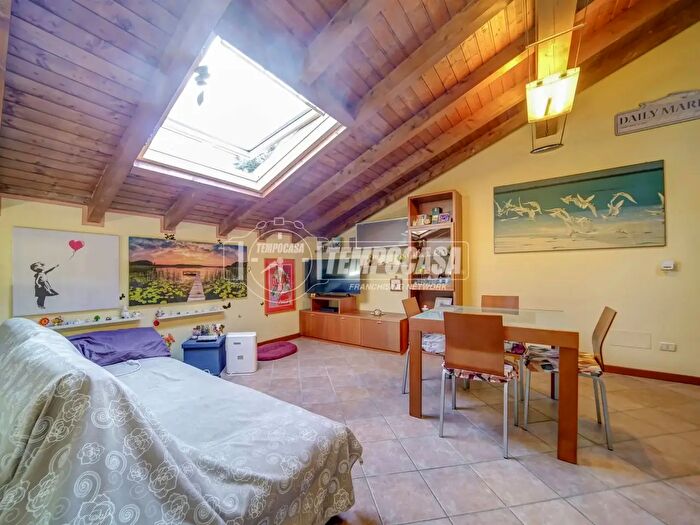 Appartamento bilocale in vendita in Via Sorgiorile, Gallarate