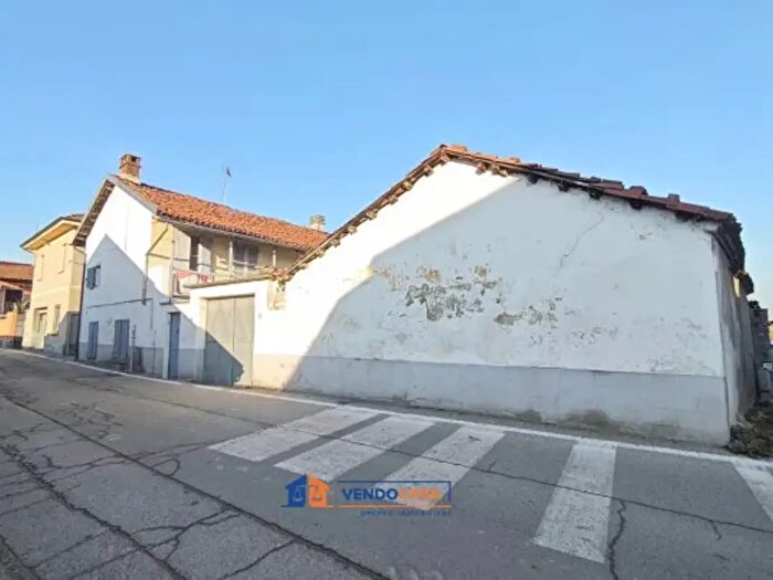 Casa con 6 locali in vendita in Via Carignano, Carmagnola