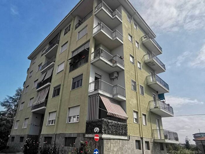 Appartamento trilocale in affitto in Via Alessandro La Marmora, Corso Alessandria, Asti