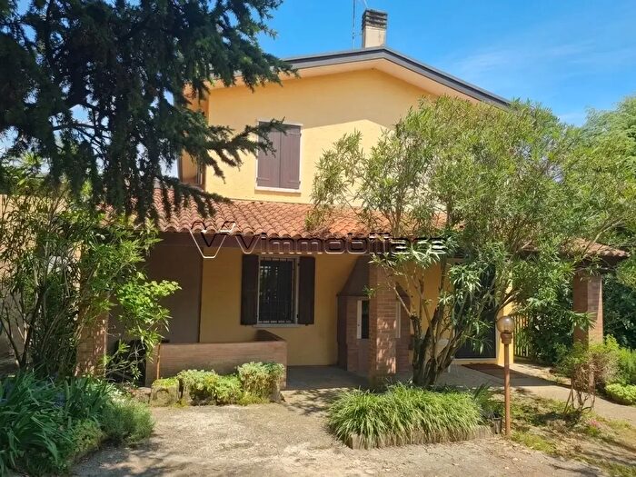 Casa con 5 locali in vendita in Via Cà Bassa, Albettone