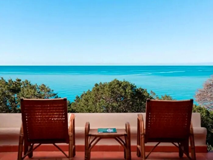 Casa con 6 locali in vendita in Maracalagonis