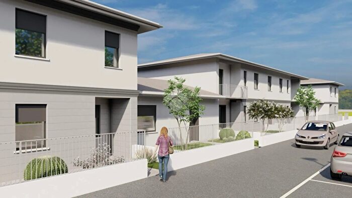 Appartamento trilocale in vendita in Via Unità dItalia, Villachiara