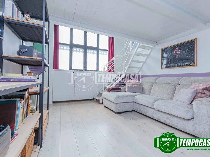 Appartamento bilocale in vendita in Via Casella, Milano