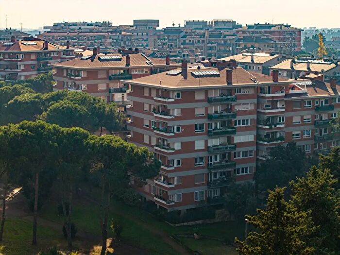 Appartamento quadrilocale in vendita in Viale Cesare Pavese, Roma
