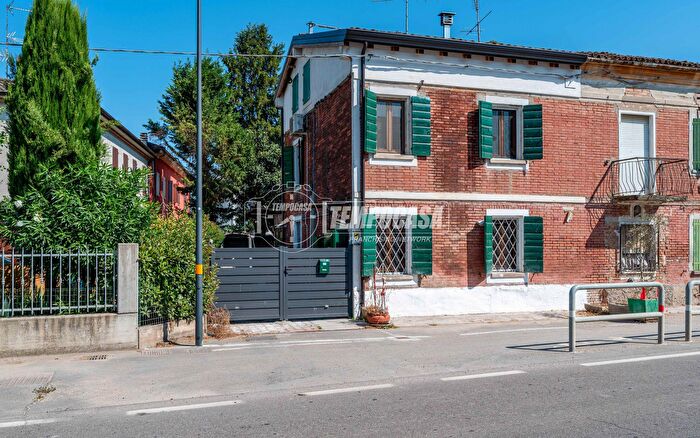 Appartamento trilocale in vendita in San Possidonio