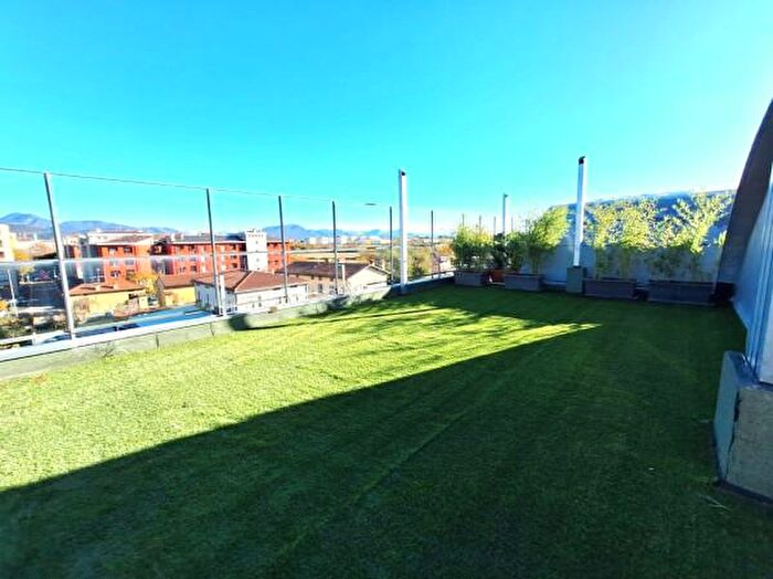 Appartamento quadrilocale in vendita in Via della Grumellina e, Bergamo