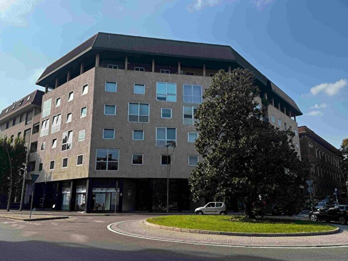 Casa quadrilocale in affitto in Piazza Giuseppe Frua, San Domenico, Legnano