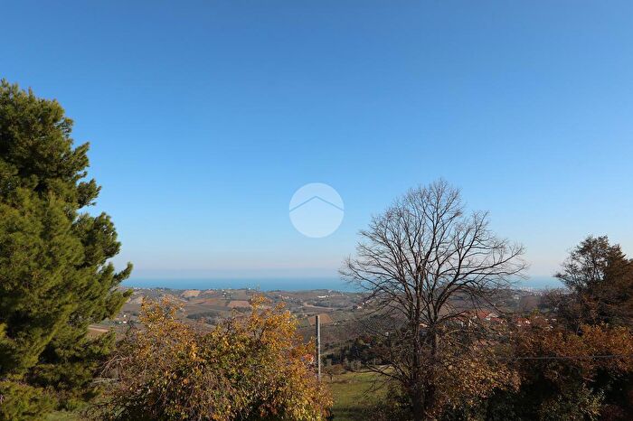 Appartamento con 5 locali in vendita in Via della Madonnuccia, Citta SantAngelo