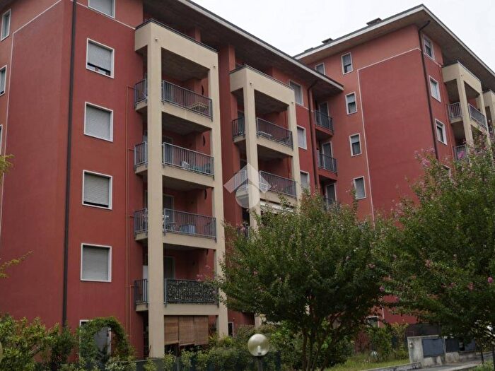 Appartamento bilocale in affitto in Strada le grazie, Borgo Roma, Verona