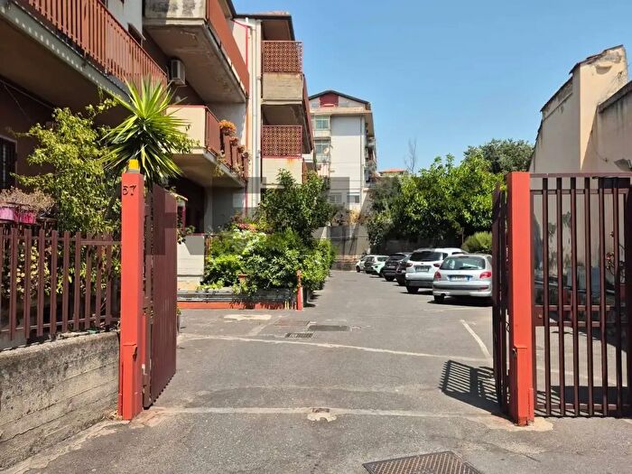 Appartamento quadrilocale in vendita in Via Immacolata, Catania