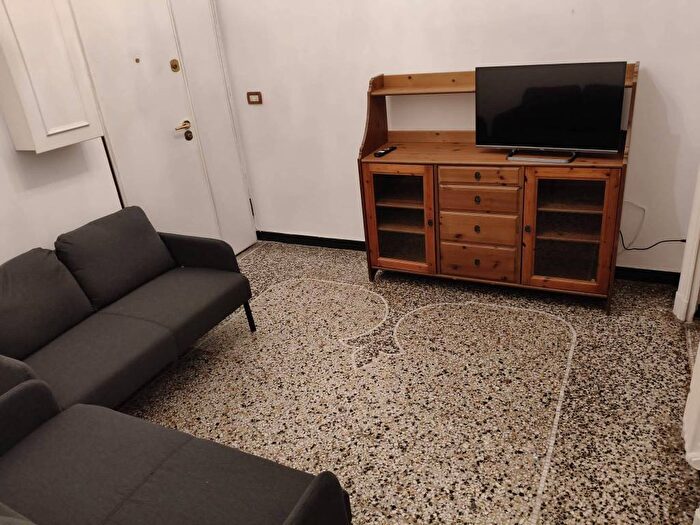 Appartamento trilocale in affitto in Via San Martino, San Martino, Genova