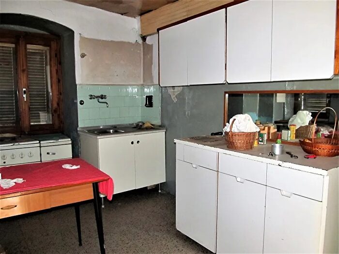 Casa con 7 locali in vendita in Sondrio