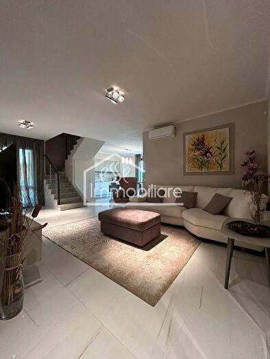 Appartamento con 5 locali in vendita in Empoli