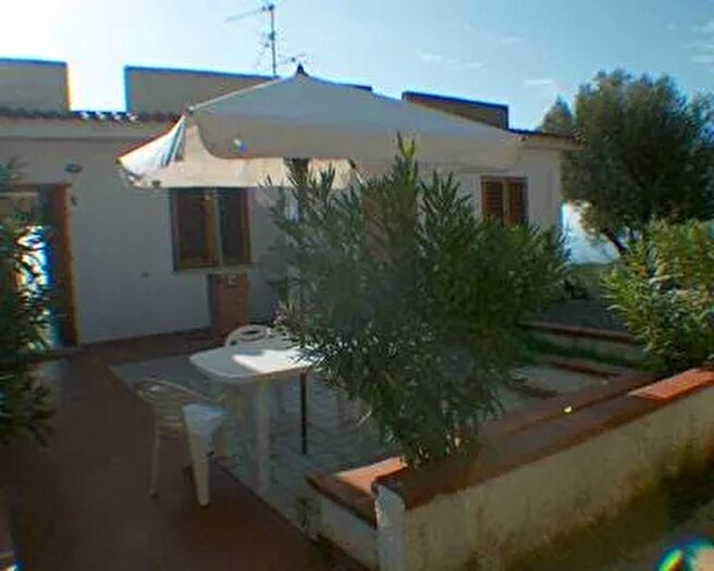 Casa trilocale in vendita in Camerota