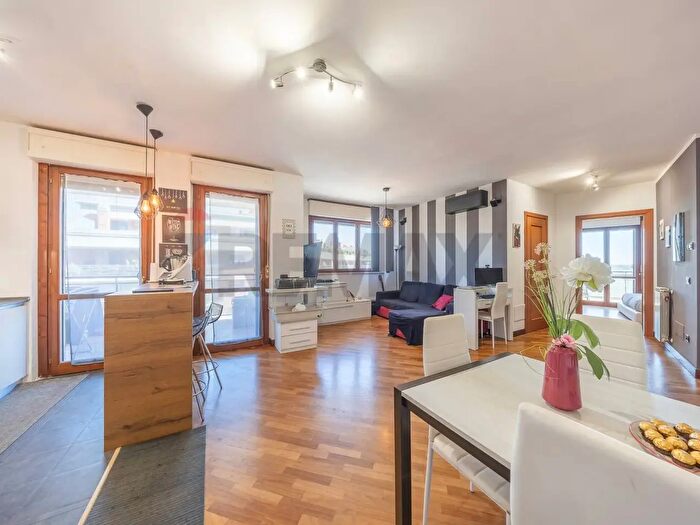 Appartamento bilocale in vendita in Piazza Leon Battista Alberti, Fiumicino