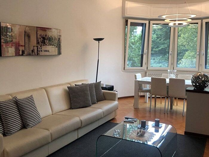 Appartamento quadrilocale in affitto in Piazzale Susa, Città Studi, Milano