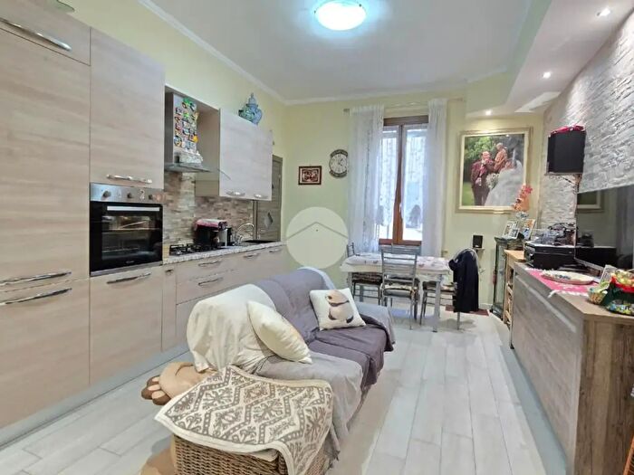 Appartamento trilocale in vendita in Via Filippo Juvarra, Venaria Reale