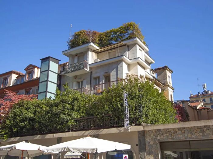 Appartamento trilocale in vendita in Via Alfonso Lamarmora, Torino