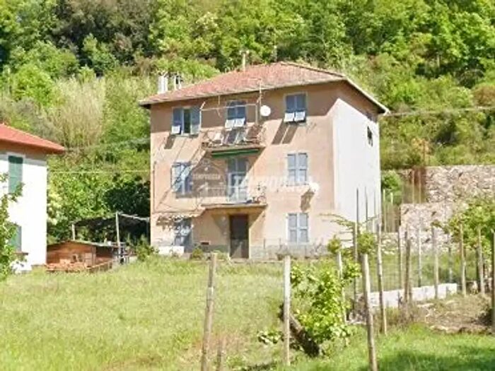 Appartamento con 5 locali in vendita in Via Pero, Varazze