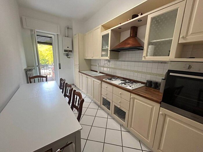 Appartamento quadrilocale in affitto in Via Belfiore, Via Dante, Cremona