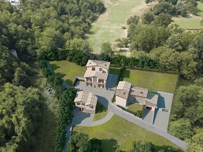 Casa con 6 locali in vendita in Via del Quaresimo, Reggio Emilia