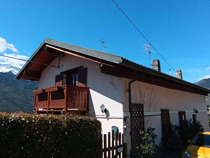 Appartamento quadrilocale in affitto in Frazione Bieton, Centro, SaintVincent