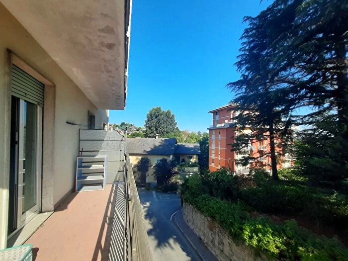 Appartamento trilocale in vendita in Via Cortella, Castelletto DOrba