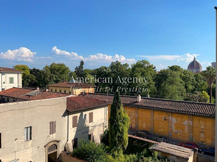 Appartamento con 5 locali in affitto in Via Alfonso La Marmora, San Marco SS Annunziata, Firenze