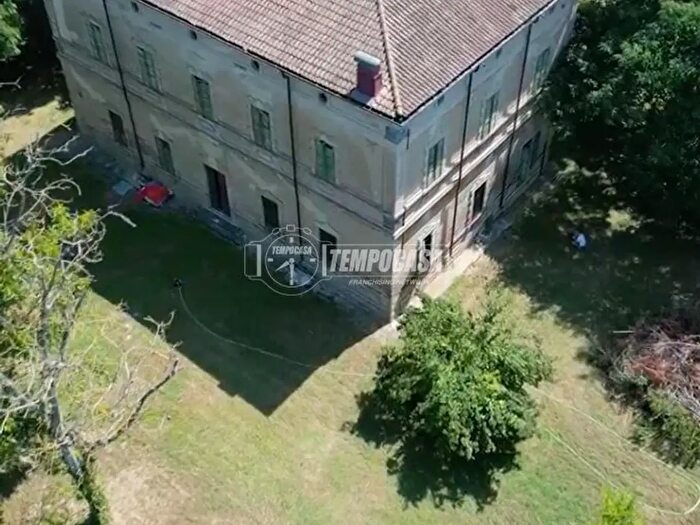 Casa con 7 locali in vendita in Via Bosco, San Prospero