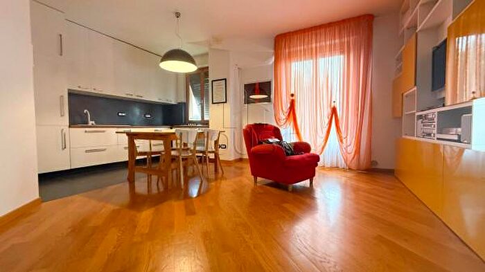 Appartamento quadrilocale in vendita in Via Cipriano Angioloni, Citta Di Castello