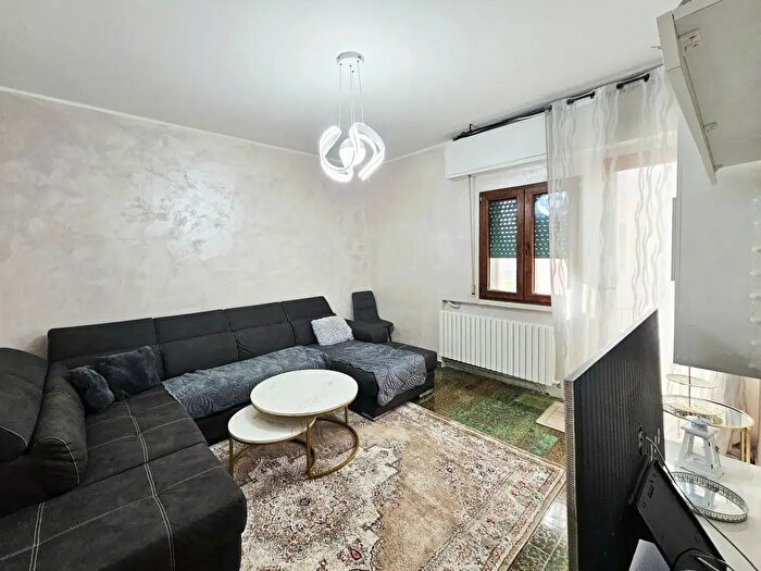 Appartamento trilocale in vendita in Via Cima da Conegliano, Este