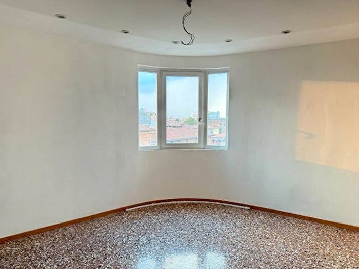 Appartamento trilocale in affitto in Via Olindo Guerrini, Costa, Bologna