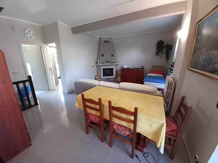 Casa con 5 locali in vendita in Via della Fornace Castiglione Torinese To Italy, Castiglione Torinese