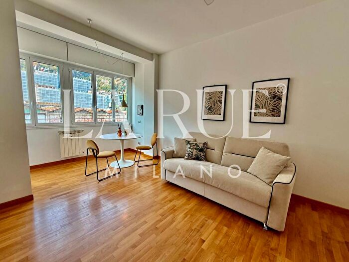 Appartamento monolocale in affitto in Viale Innocenzo XI, Viale Varese Crocifisso, Como