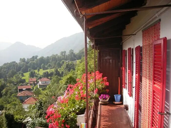 Appartamento trilocale in vendita in Via Ghersine, San Germano Chisone