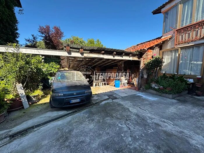 Casa bilocale in vendita in Via Amedeo Duca d'Aosta, Collegno