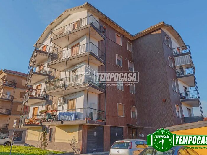 Appartamento bilocale in vendita in Via Cavour, Rosate