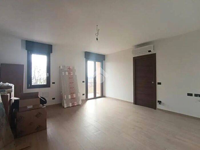 Appartamento bilocale in vendita in Via Aldo Moro, Comun Nuovo