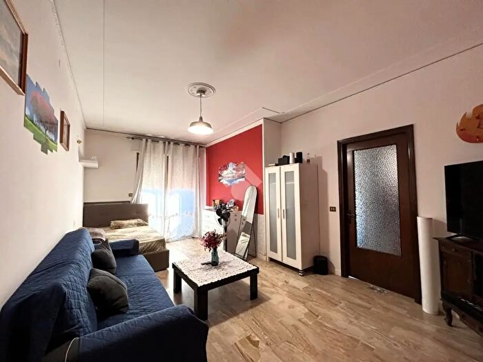 Appartamento trilocale in vendita in Via Luigi Rizzo, Padova