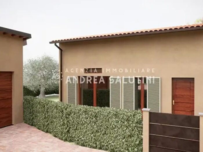 Casa trilocale in vendita in Via Indipendenza, Cascina