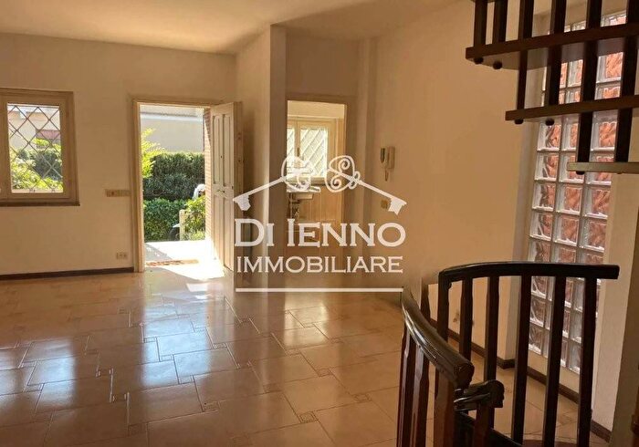 Casa con 6 locali in affitto in Via di Bravetta, Pisana Bravetta, Roma