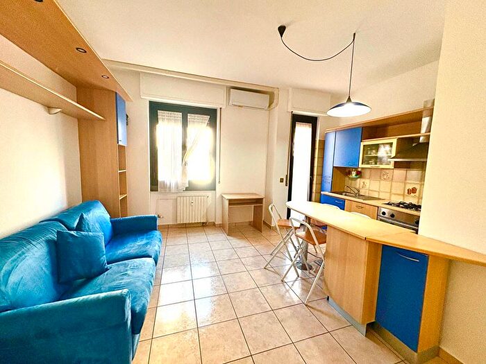 Appartamento bilocale in affitto in Via Vincenzo Gianferrari, Istria, Milano