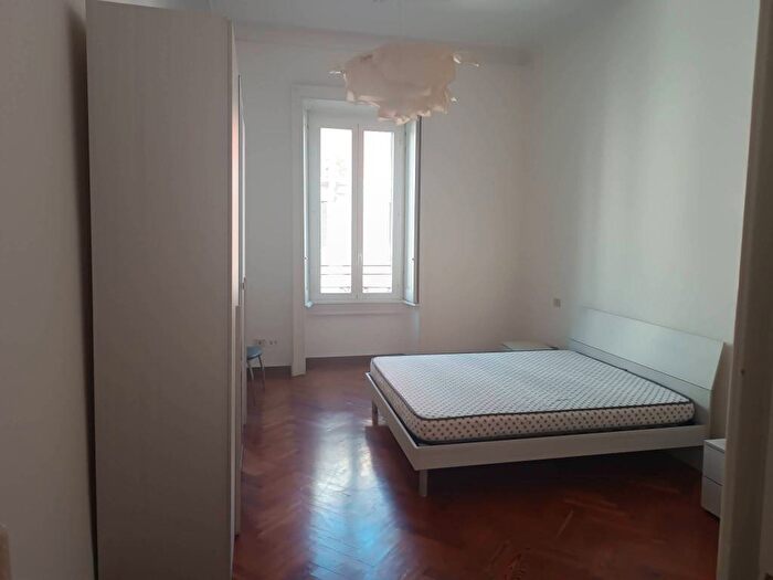 Appartamento quadrilocale in affitto in Via Spartaco, Montenero, Milano