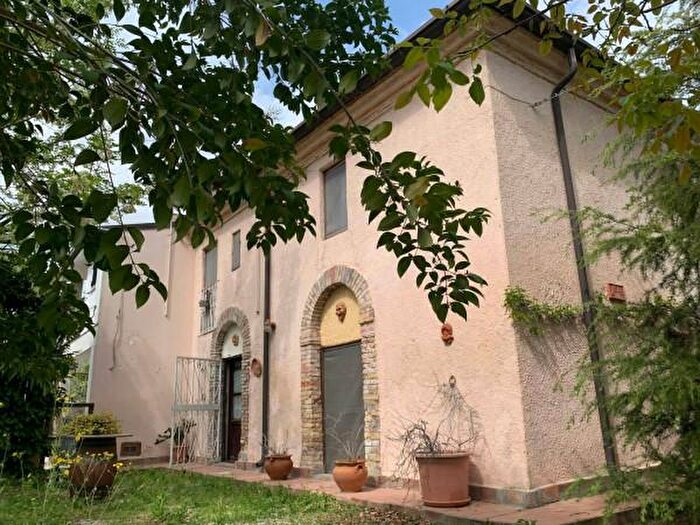 Casa con 5 locali in vendita in Via Maggi, Mosciano Sant'Angelo